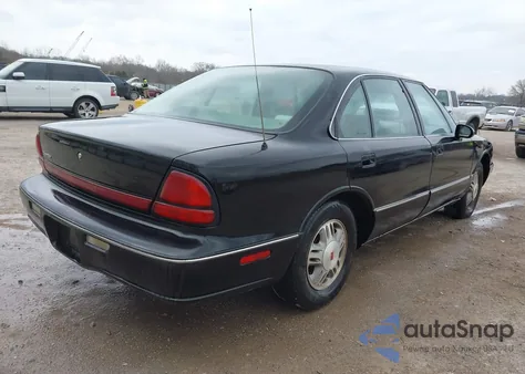 1997 Oldsmobile Eighty-Eight Ls z USA, uszkodzony, nr VIN 1G3HN52K2V4841429